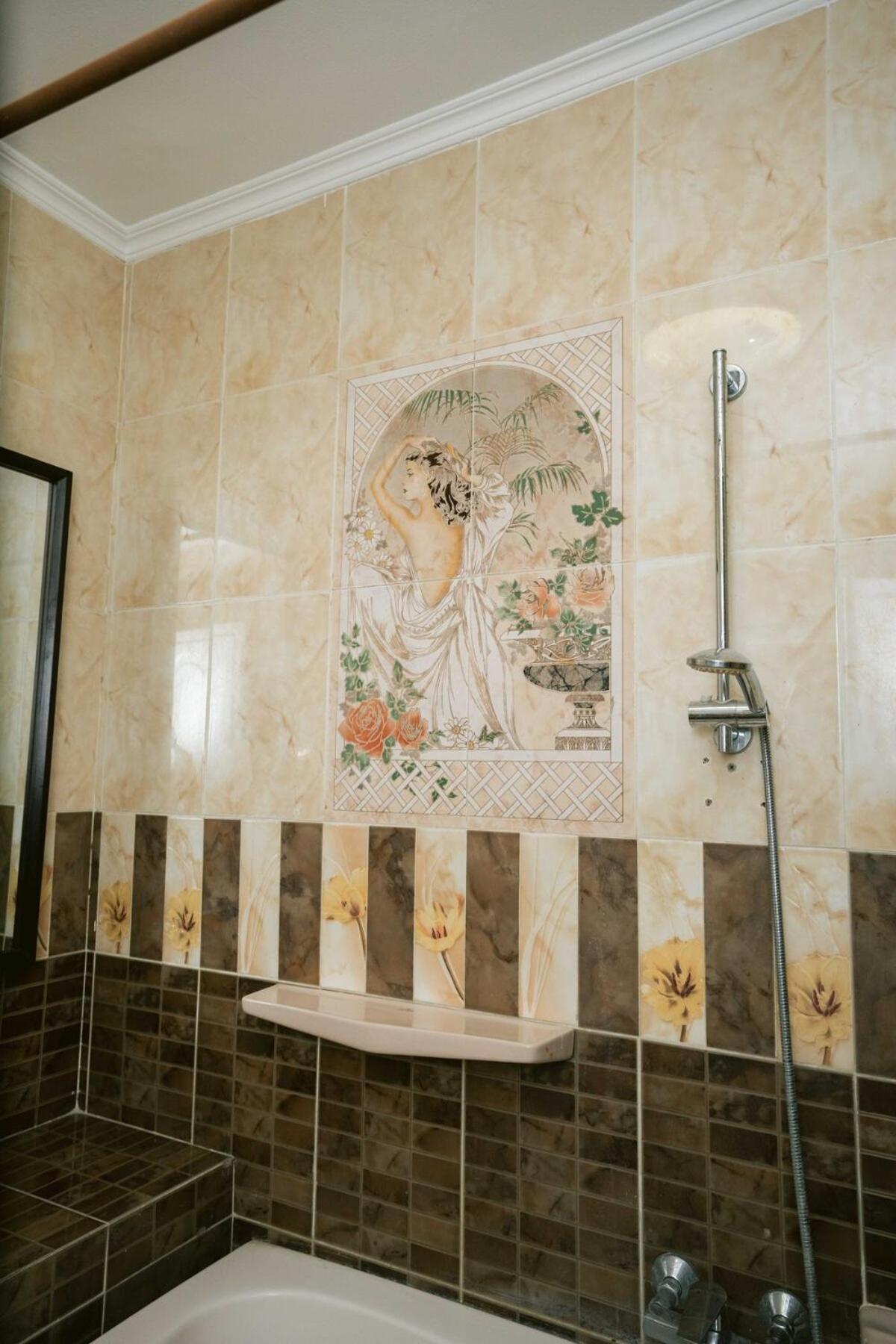 Art-deco Inspired 2bdr 10min From Cai Airport Apartment *