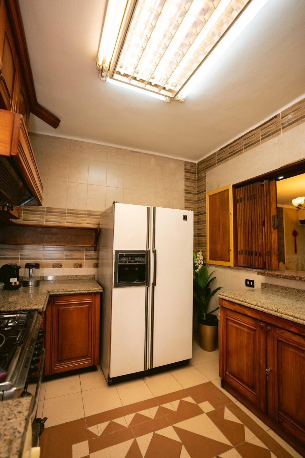 Art-deco Inspired 2bdr 10min From Cai Airport Apartment *